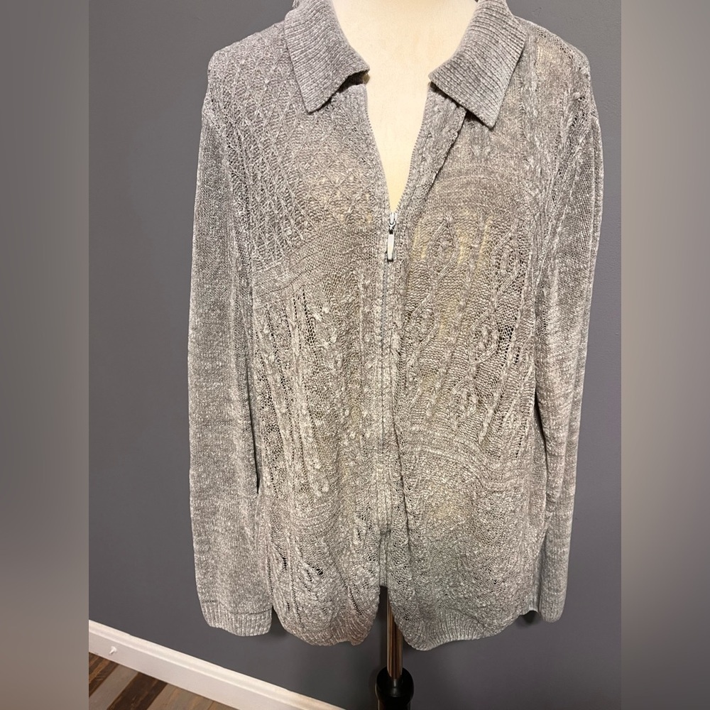 Alfred Dunner lightweight zip front sweater size large
